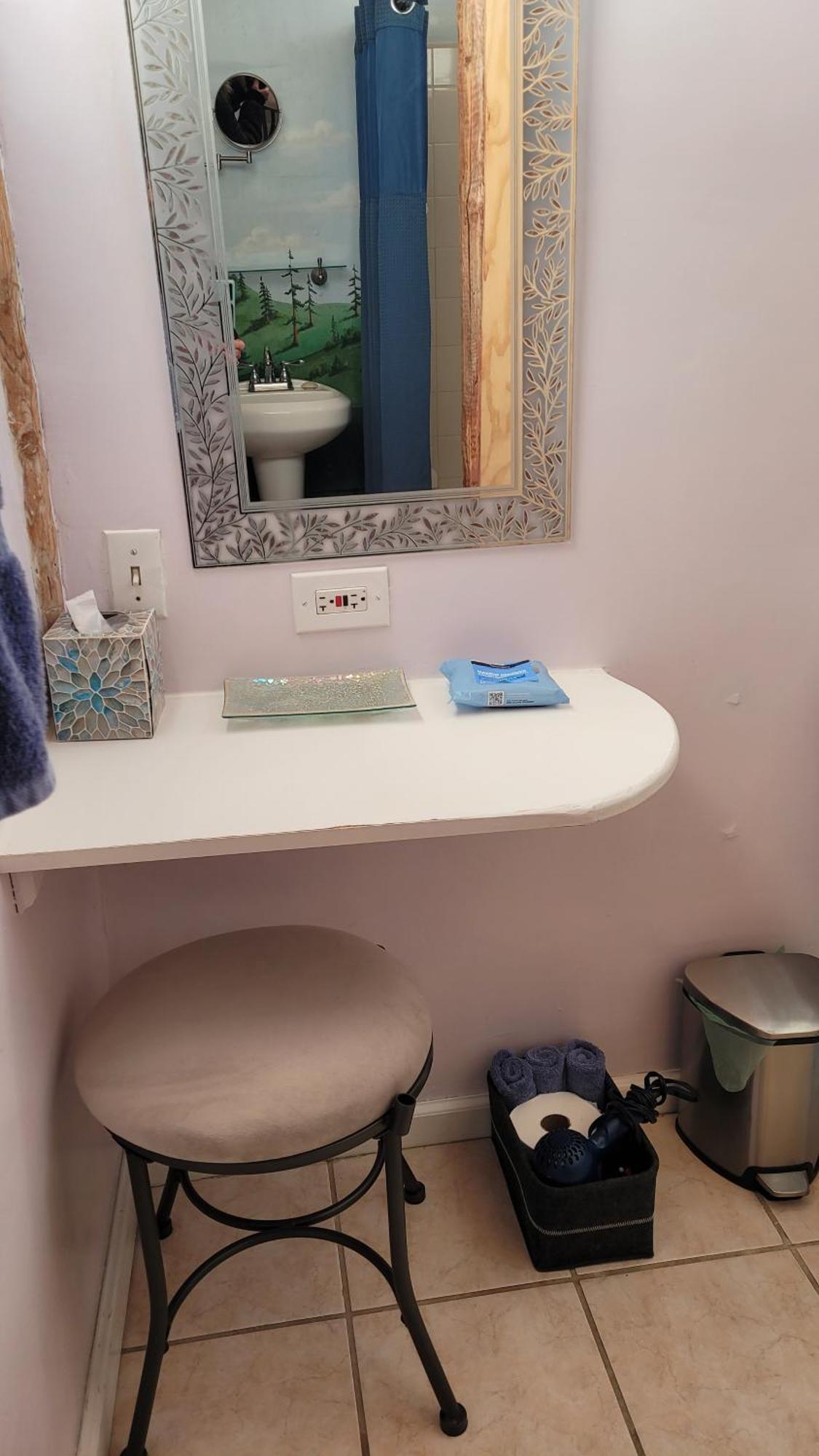 Angel Cottage With A Sauna Or The Cozy With A Jacuzzi Tub, Both Are Studios With A View Of Mount Shasta Rum bild